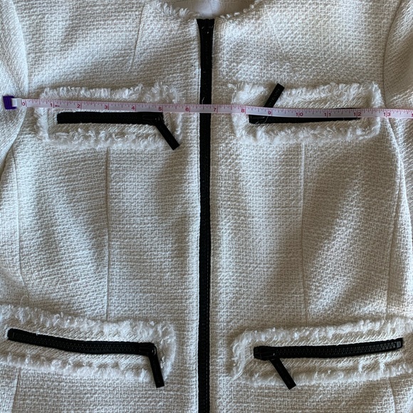 Women suit jacket. - Picture 8 of 8